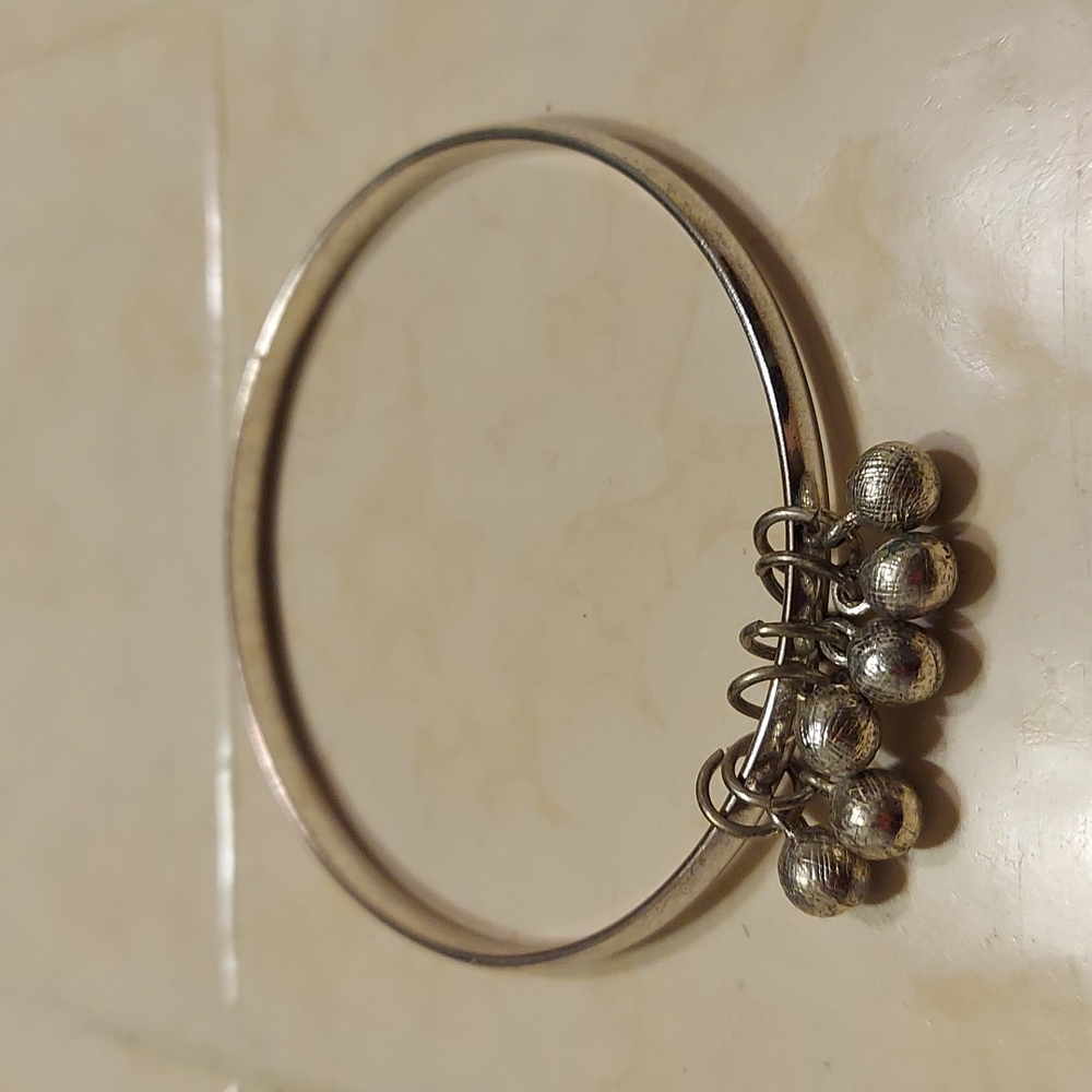 🤍 Silver Bangle Bracelet With Silver Bead Charms